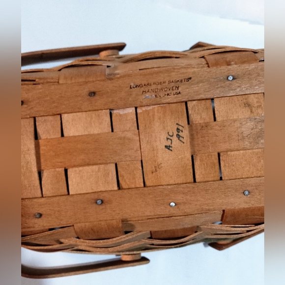 VTG • 1991 • Longaberger • Christmas Collection • Yuletide Traditions Basket - Picture 3 of 12